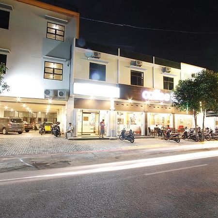 Palapa Hotel ماتارام المظهر الخارجي الصورة